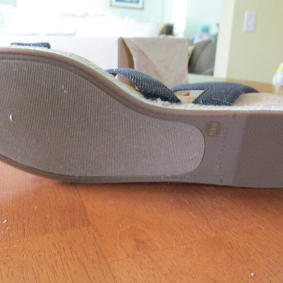 Lucky Brand Women's Sandal - Picture 3 of 7